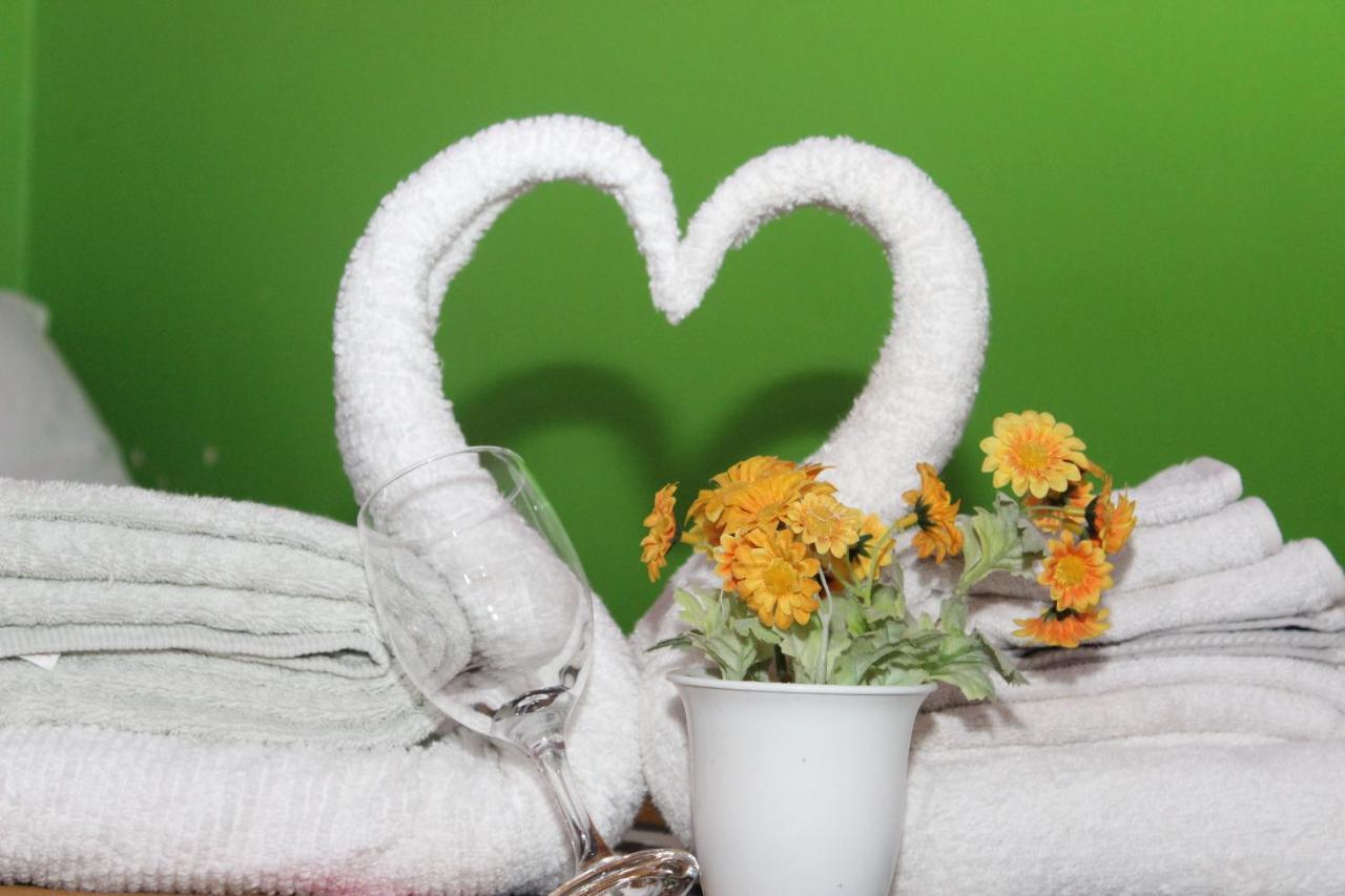 Robins Nest Hotel & Restaurant Deorāli Εξωτερικό φωτογραφία